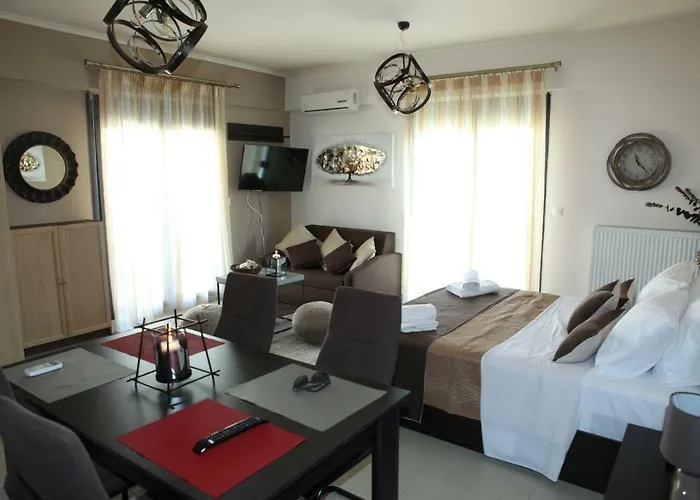 Kosmos Service Center 1